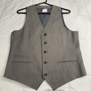 Le Chateau Men's Charcoal Vest